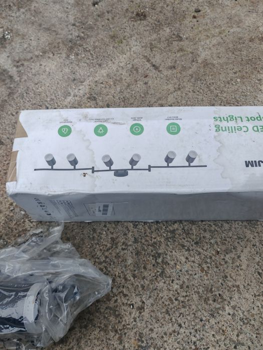 Lampa birou și tavan