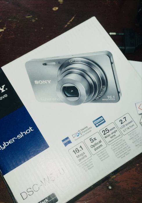 Продаю Sony Cyber-shot DSC-W570