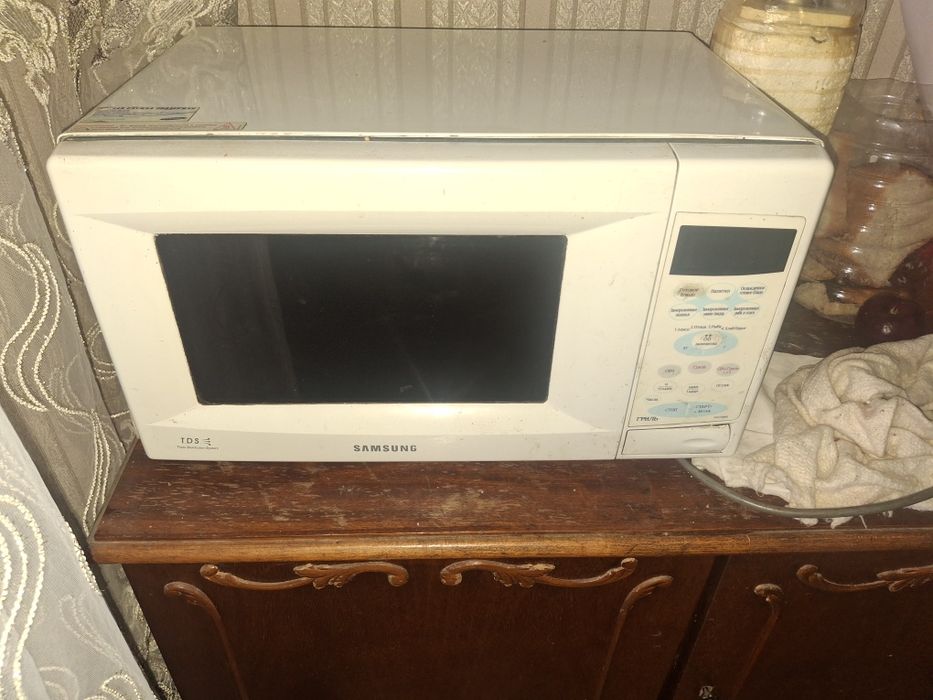 Микроволновка на запчасти