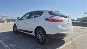 Продавам Рено Меган