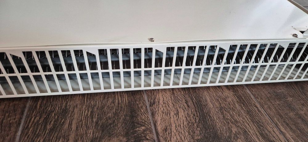 Стенен Електрически конвектор AEG