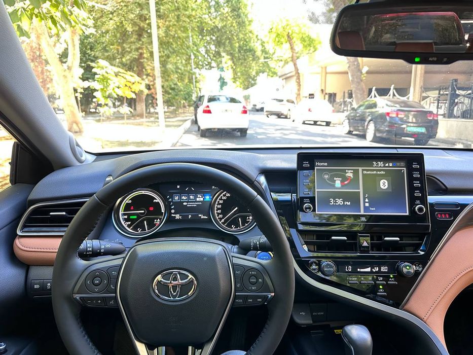 Toyota camry 75 2023 Grande