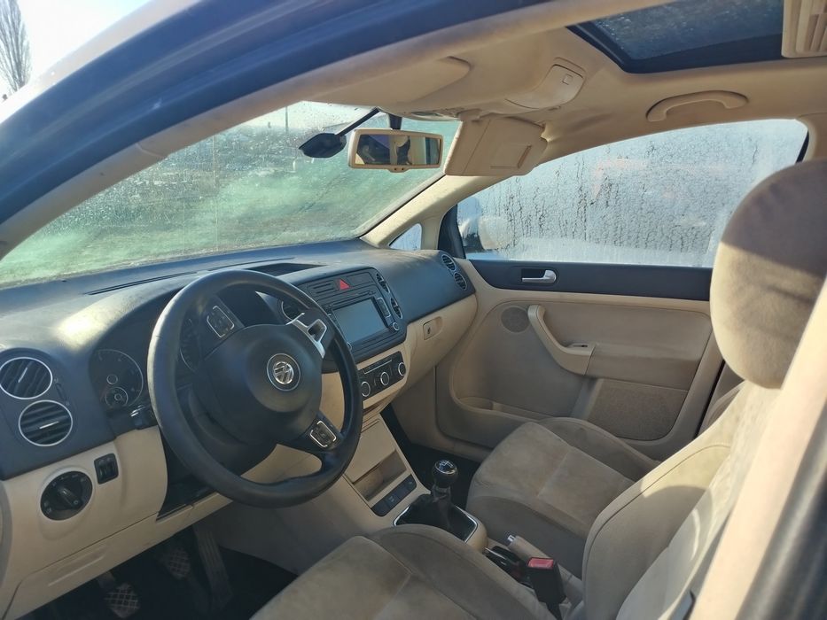 Dezmembrez Vw Golf 6 Plus