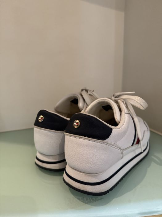 Tommy Hilfiger кроссовки оригинал, пишите сюда