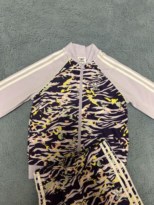 Trening adidas marimea 104