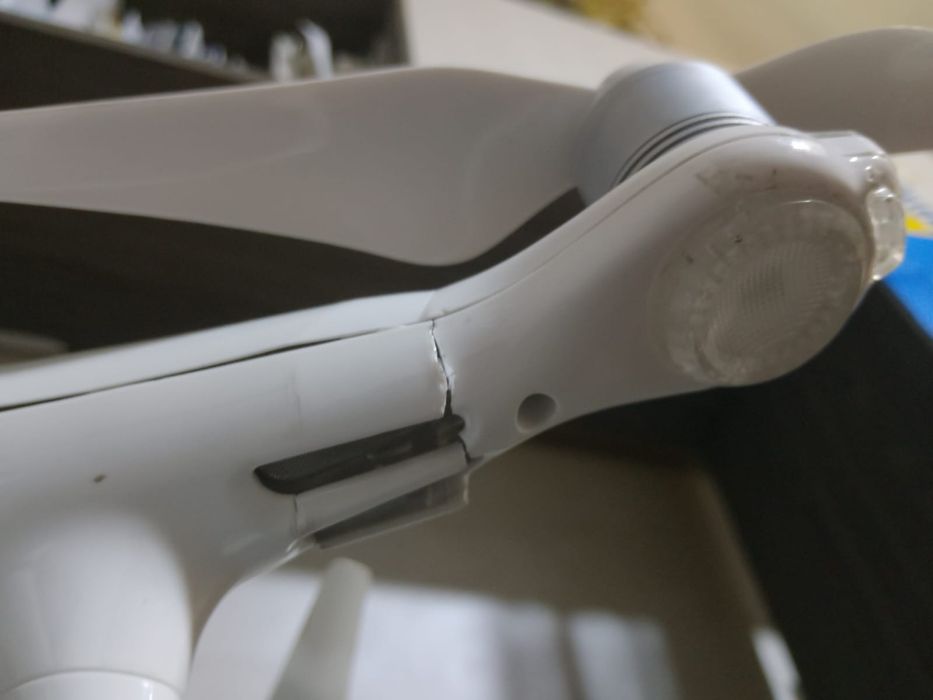 DJI PHANTOM 4 продам