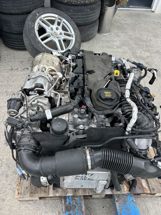 Motor Jaguar F Pace 204 DTY stare foarte bună 33000 km