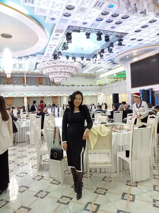 Продам платье чёрное