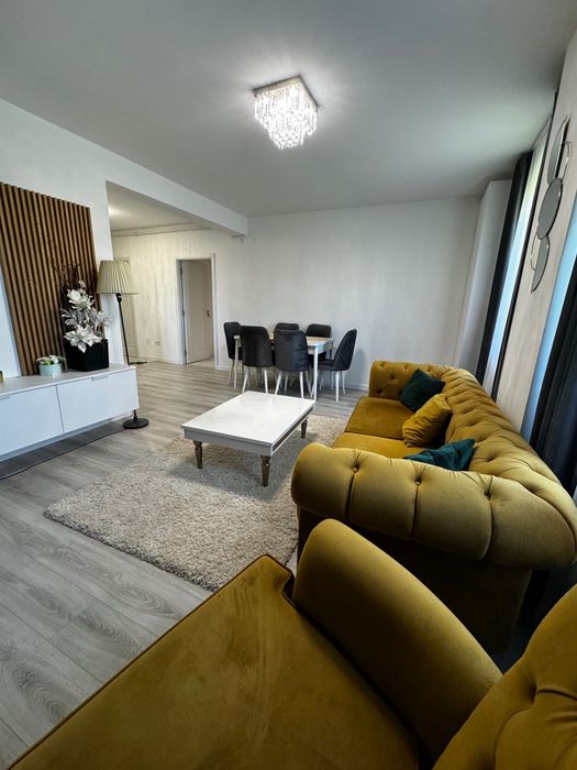 Inchiriez apartament cu 2 camere in Green Residence