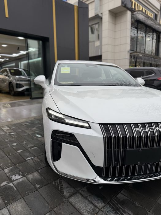 ROEWE M7 hybrid 2050 km