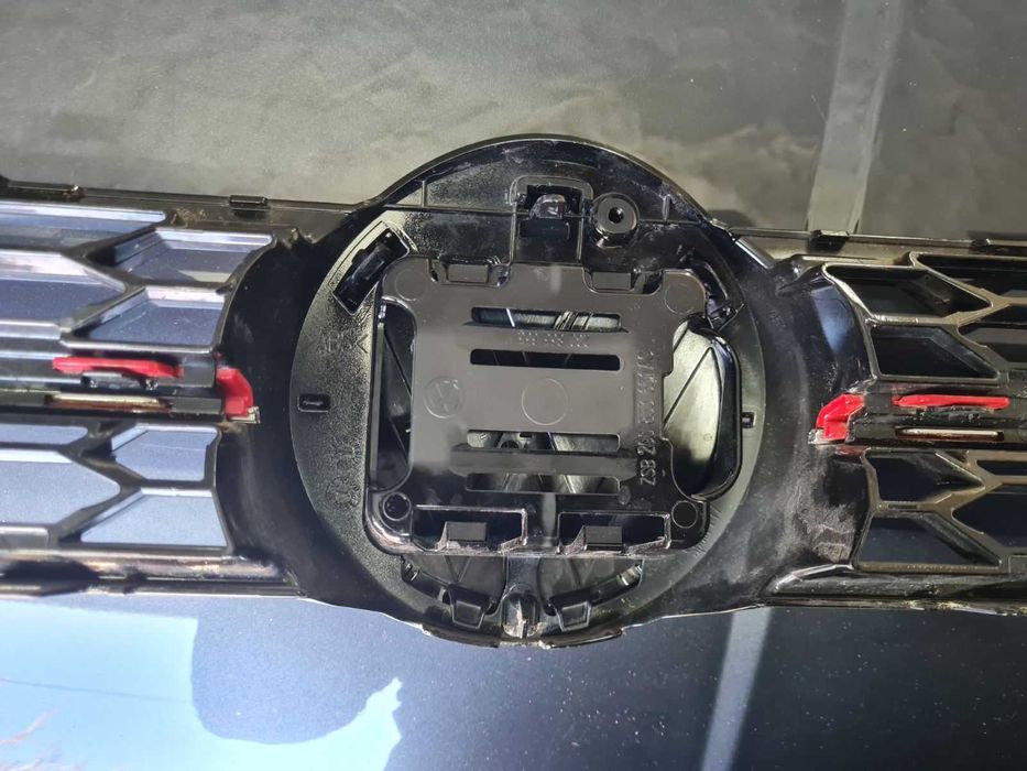 Предна маска VW Polo