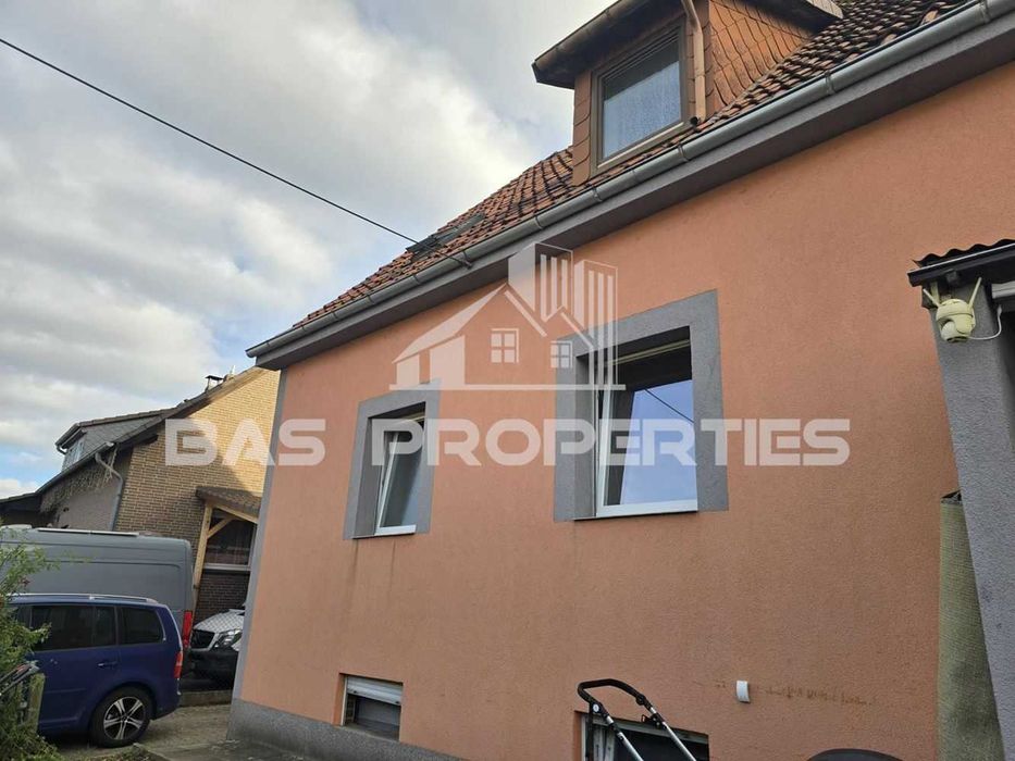 Продава се Къща в София, Център - 280 кв.м за 1500 €/кв.м - Снимка #4