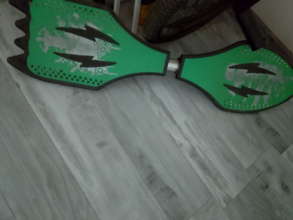 Двухколесный скейтборд