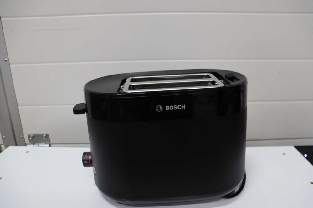 Компактен тостер Bosch MyMoment TAT2M123, вградена приставка за хлебче