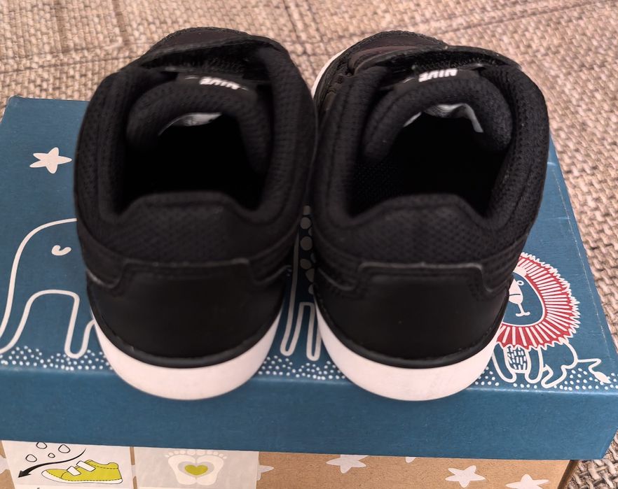 Бебешки обувки Nike Capri