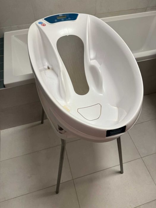 Cădiță electronică (temperatură, cântar) pentru baie bebeluși Aqua Scale Gen 3.0 cu suport