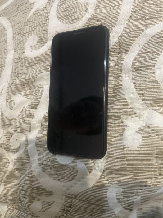 Продам айфон ХR