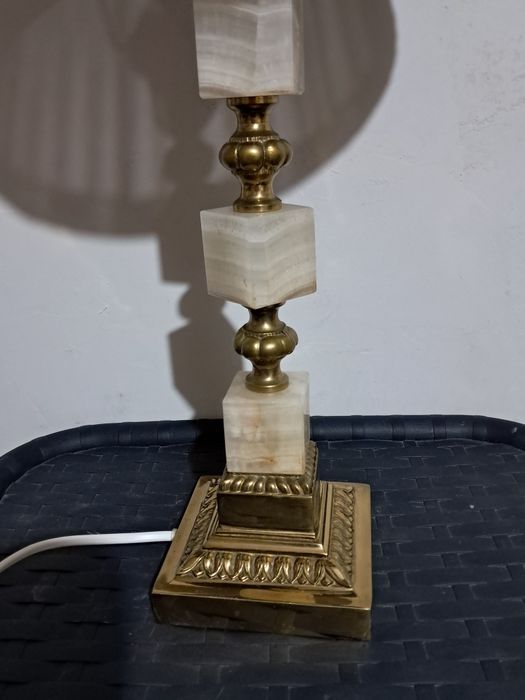 Винтидж настолни лампи