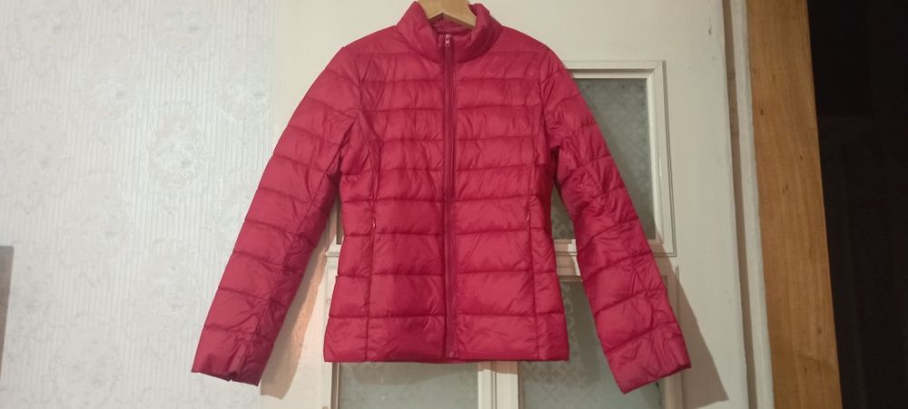 Курточка -пуховик.Размер xs-s.