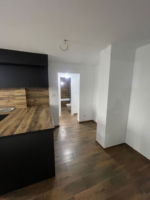 Apartament 2 camere, renovat, Fălticeni, Str. Republicii, etaj 3