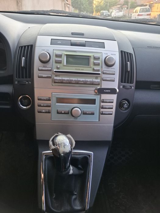 Toyota Corolla Verso 2.0 D-4D, 2005 г.