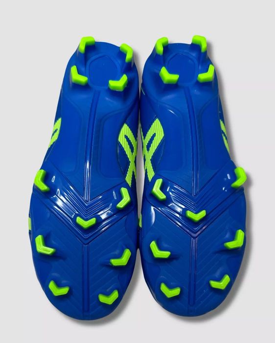 Футбольные бутсы для мальчика