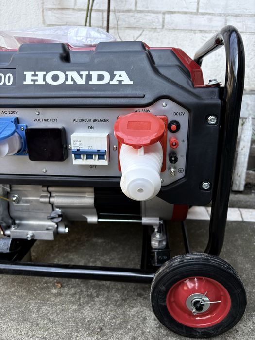 Бензинов трифазен генератор за ток Honda ,7.0 Kw , 8.1 часа