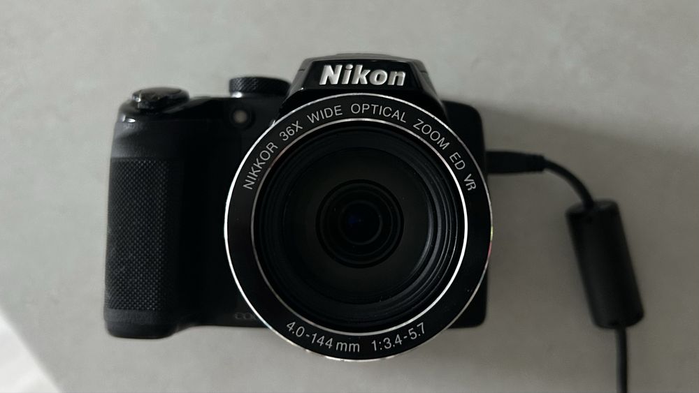 Nikon coolpix P500