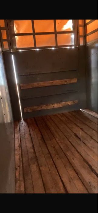 Прицеп B категории 2 тонны  коневоз