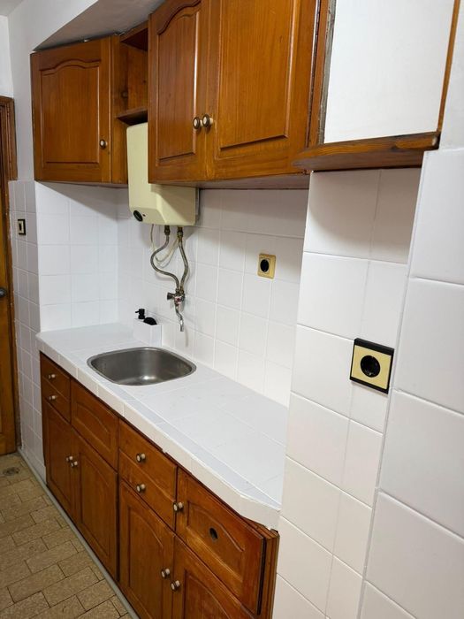 Етаж от къща под наем в кв. Коматево