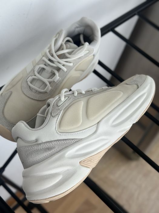 Кроссовки Adidas
