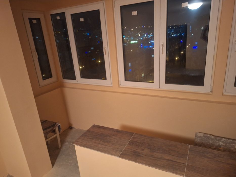 Vand garsoniera etajul 9