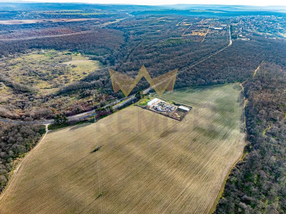 Парцел в Варна, област-с.Приселци площ 5130