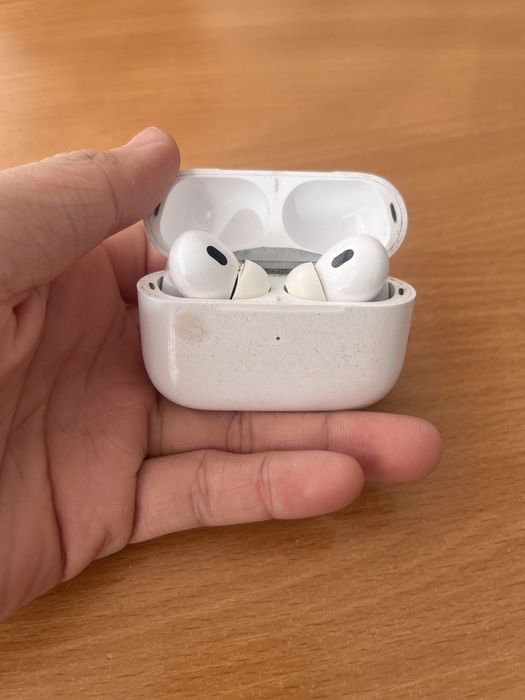 Airpods в хорошем состояний