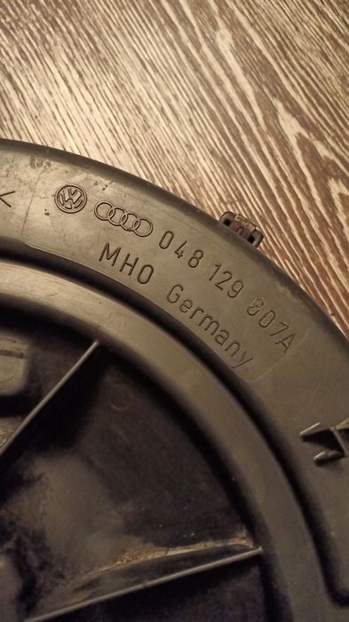 Корпус воздушного фильтра Audi 80 B4