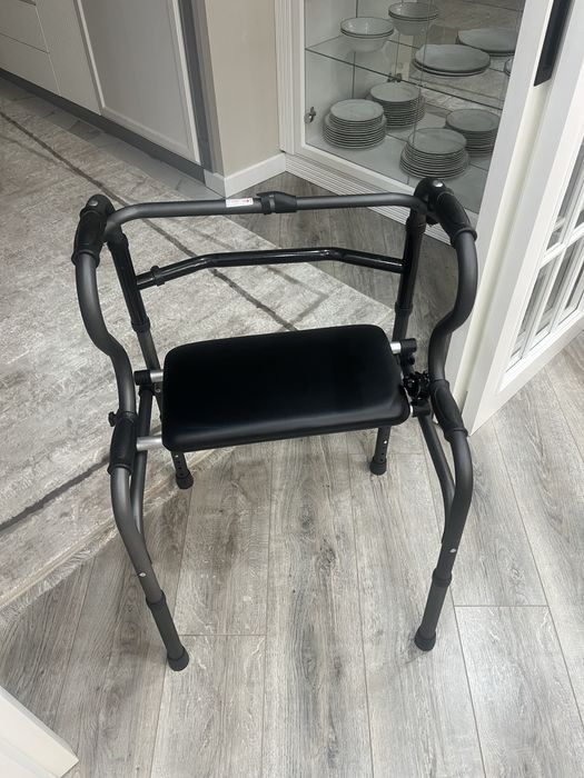 Ортопедические ходунки