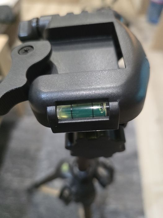 2 бр. Стативи Hama Star 61 с оригинални чанти