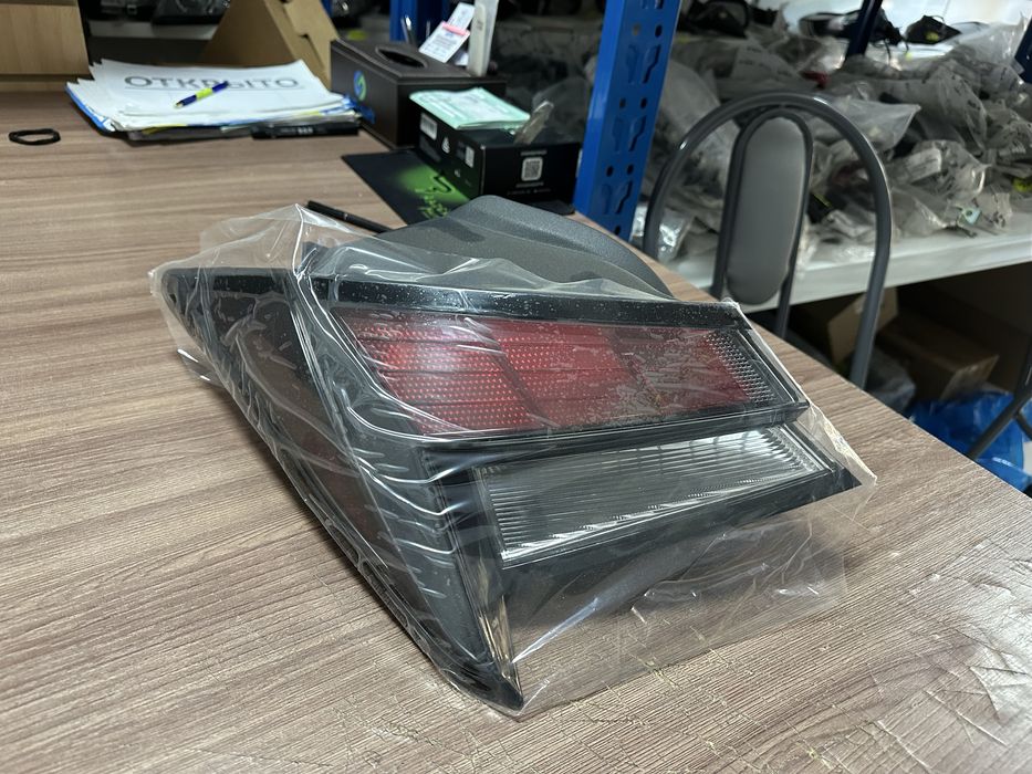 Hyundai Elantra стоп фары