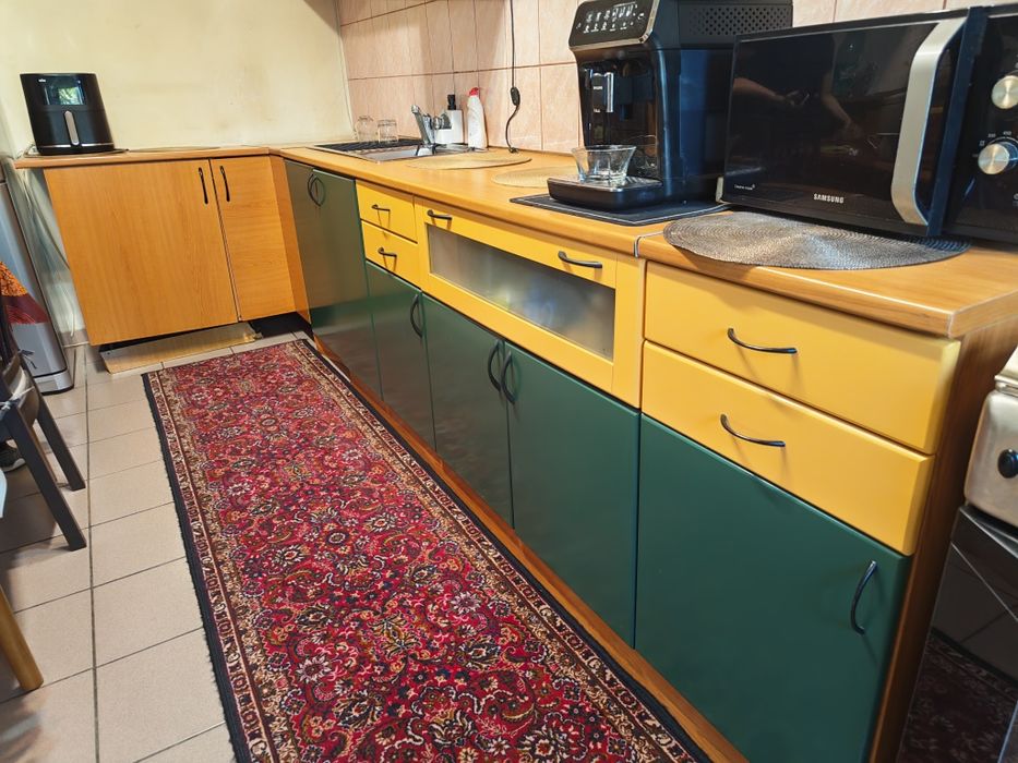Mobilier Bucatarie, masa bucatarie si 2 scaune