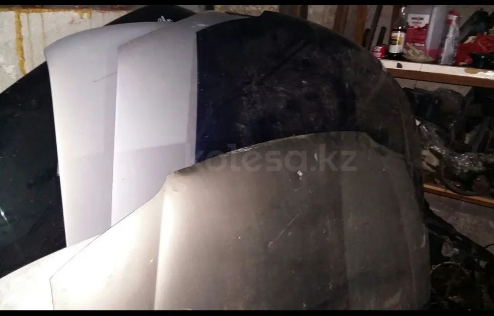 Капоты на автомобили