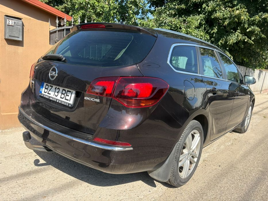 Opel Astra Sport Tourer Diesel 2014