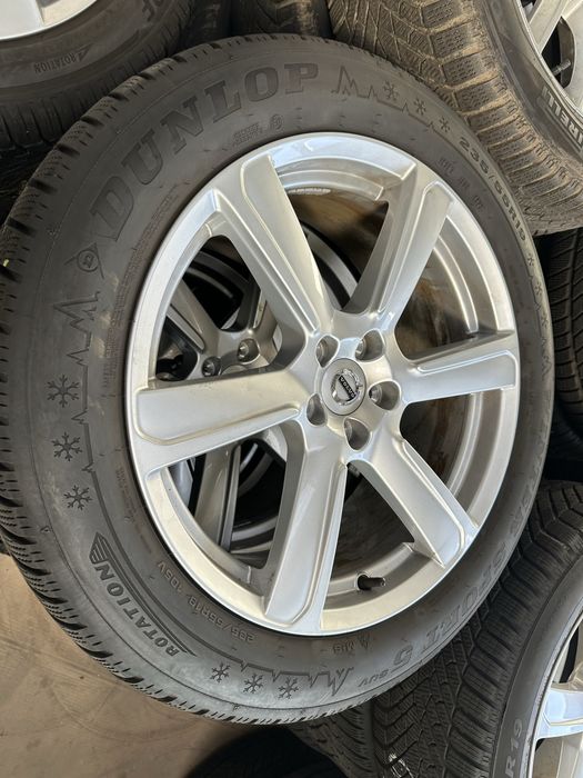 Roti iarna Volvo XC90 XC60 19 DOT2023 aproape noi