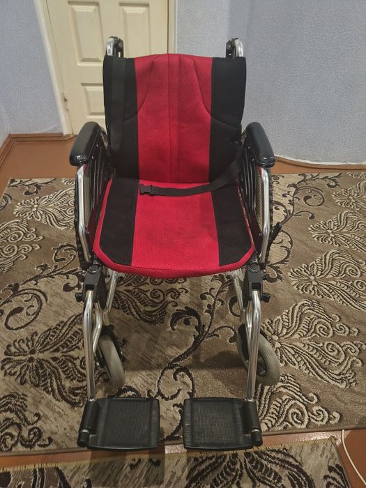 Продается инвалидная коляска