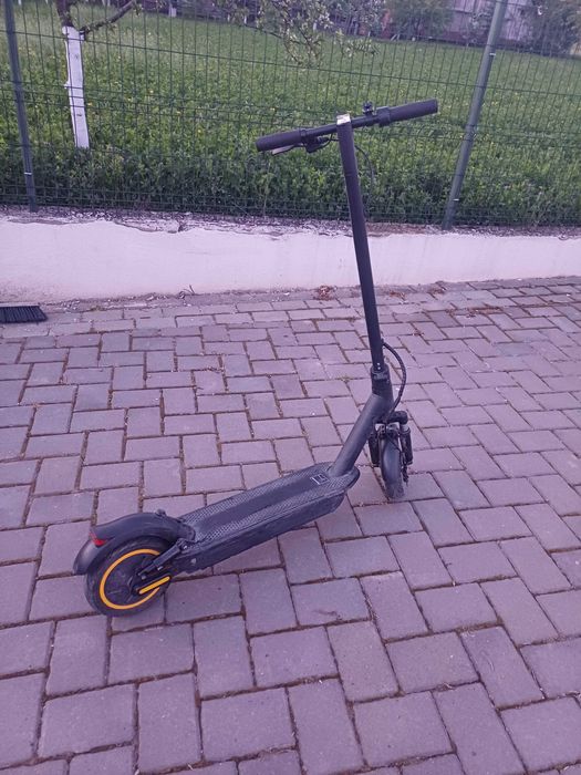 Trotineta electrica Aovopro