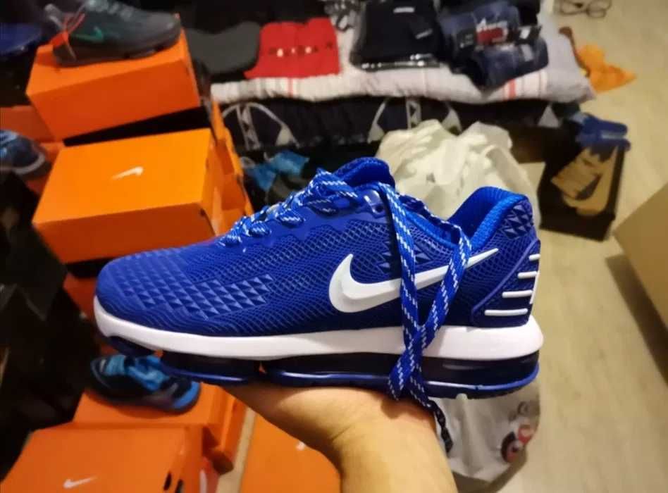 ГОЛЯМО Намаление! 43,44  Мъжки маратонки Nike-air-max-2019