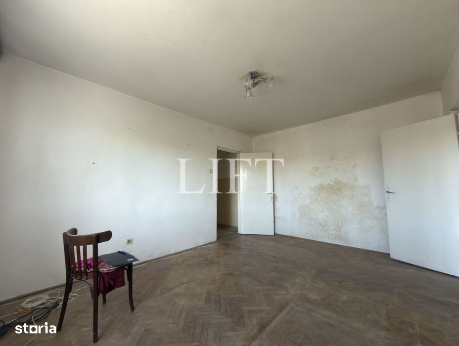 Apartament de 2 camere, 35mp, Zona Astra - Floriilor, Necesita renovar