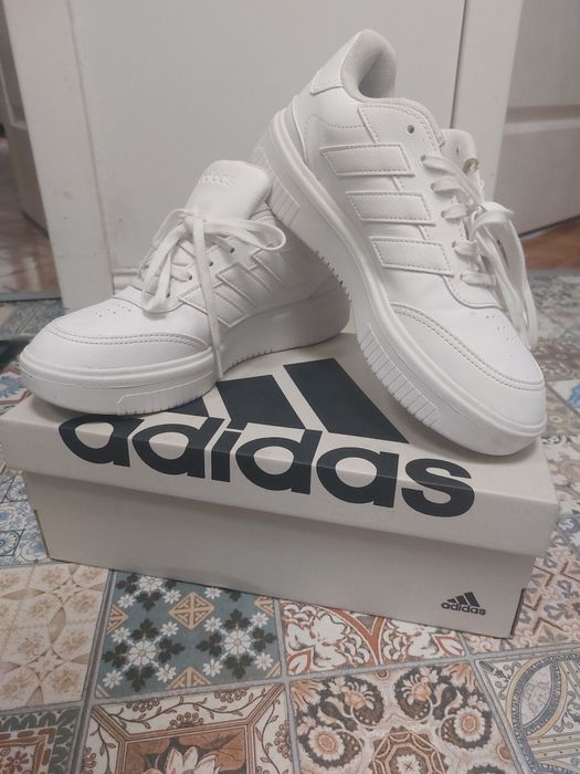 Маратонки Adidas  р.38 2/3