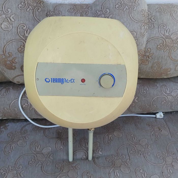 Аристон бэушные продам. 22000тг