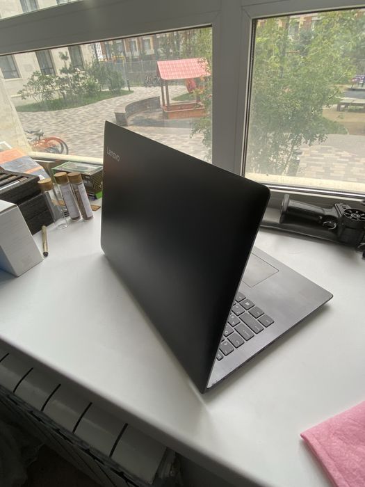 Ноутбук    Lenovo IdeaPad 320-15IAP