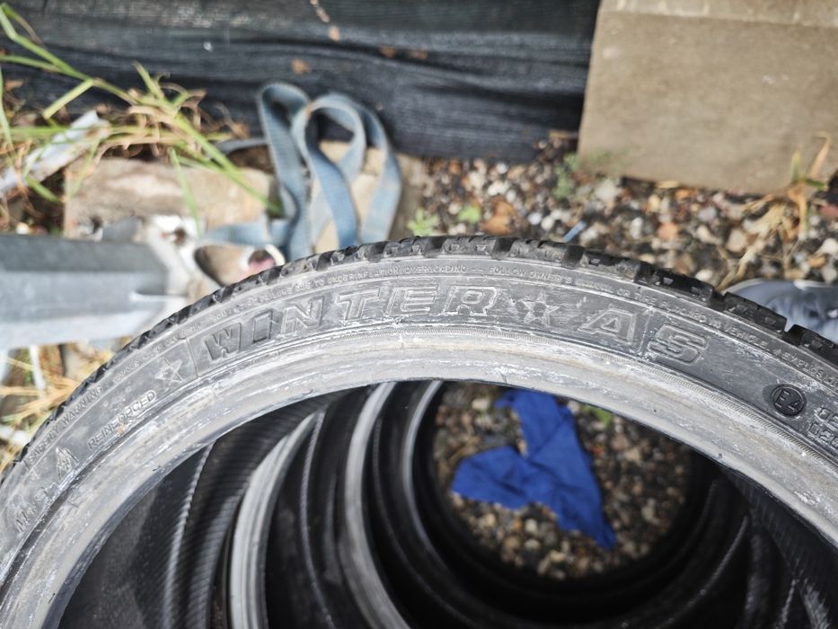 Зимни гуми в добро състояние